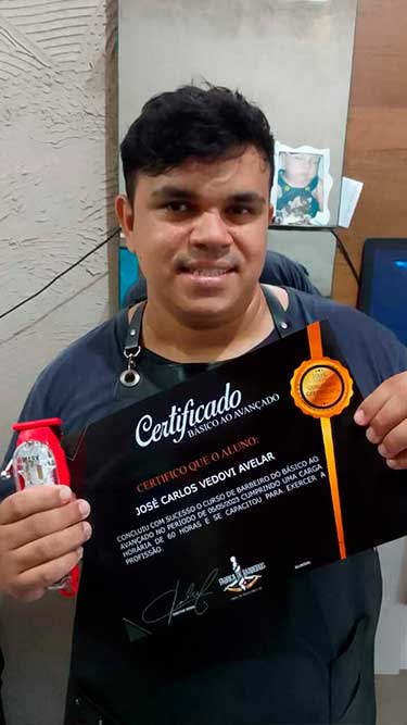 Aluno do Curso de Barbeiro Profissional